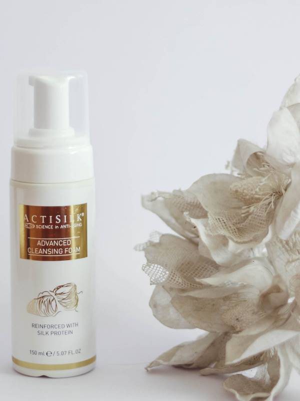 temizleme, yaşlanma karşıtı, anti aging, onarıcı, temizleme köpüğü