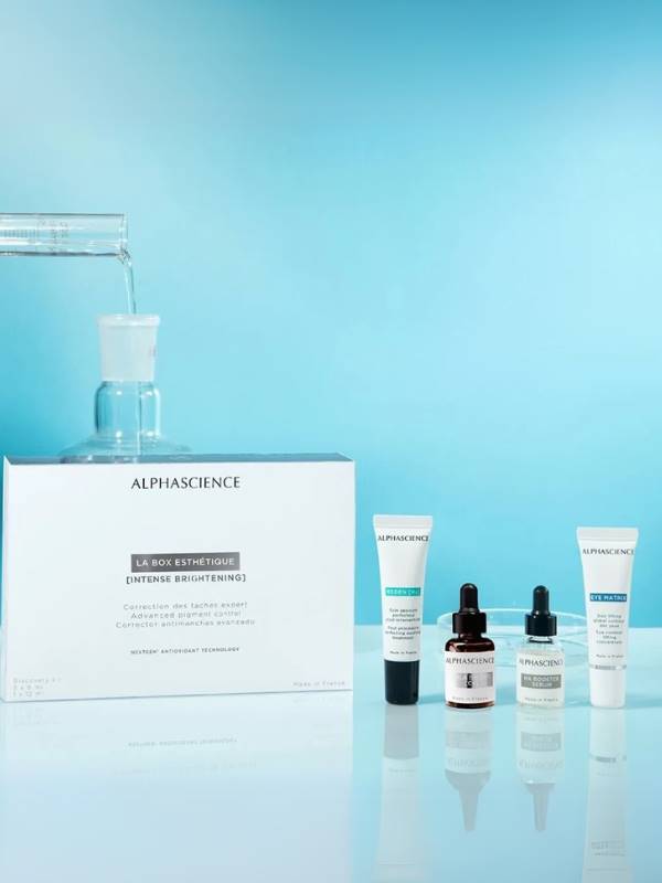 Alphascience La Box Esthétıque [intense brightening] Yoğun Pigment Kontrol 4'lü Set